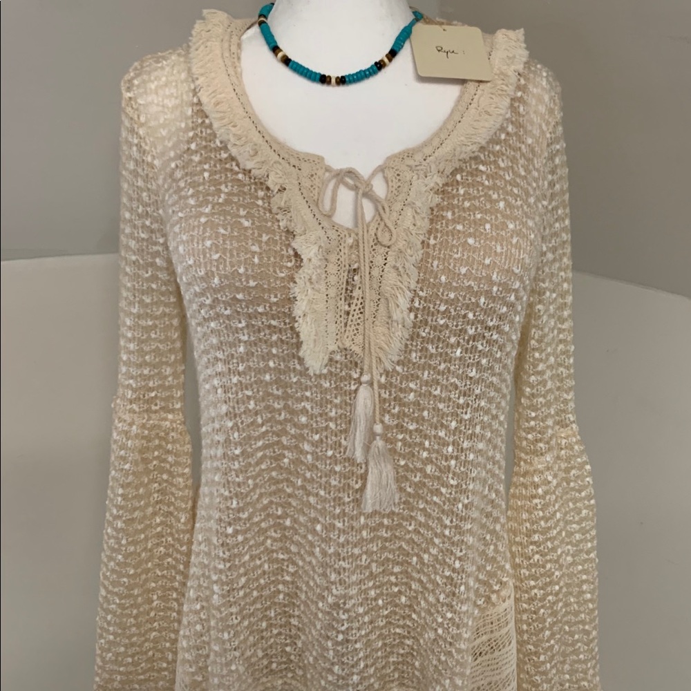 Gorgeous !! Ryu sheer tunic - Picture 2 of 4
